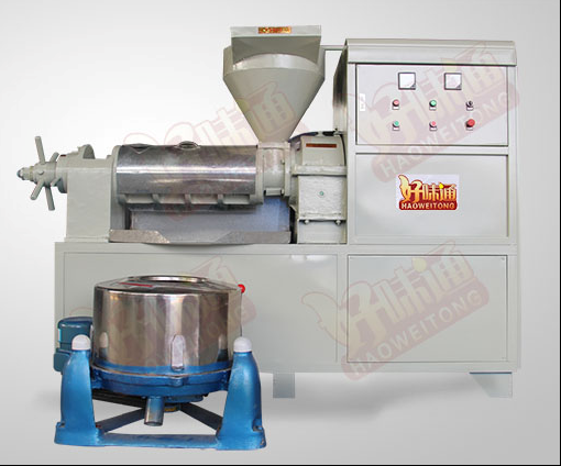 YHH-95型離心榨煉一體化榨油機(jī) YHH-95型離心榨煉一體化榨油機(jī)